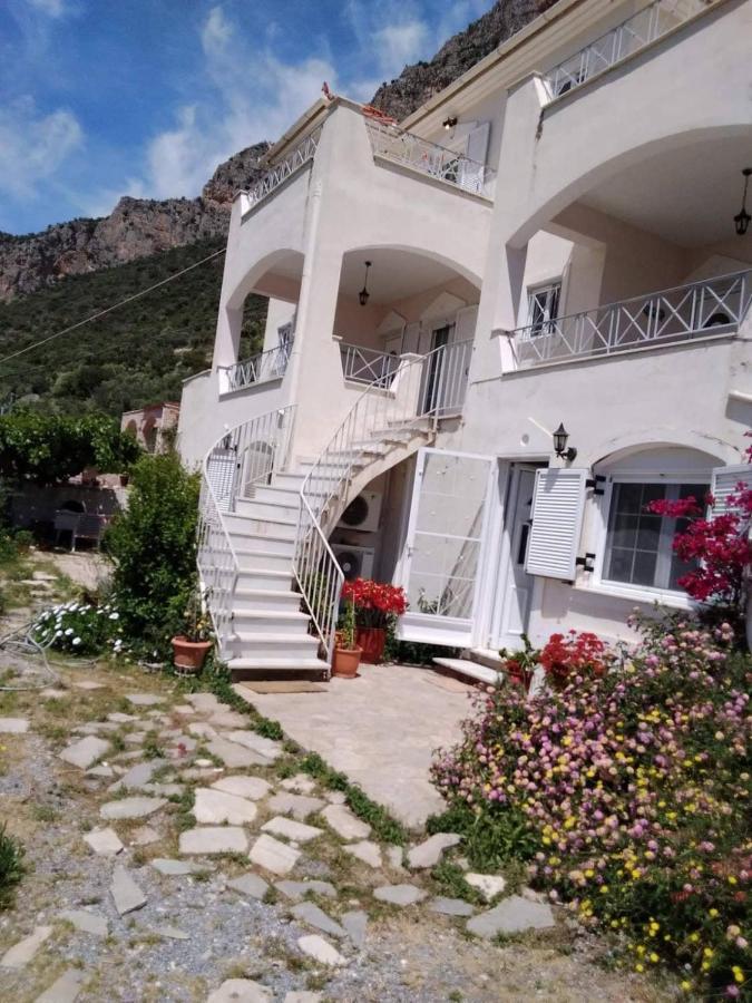 West Red Rock And View Leonidio Maisonette Studio Экстерьер фото