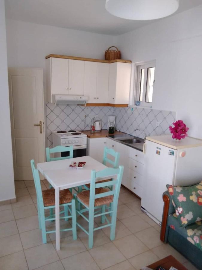 West Red Rock And View Leonidio Maisonette Studio Экстерьер фото